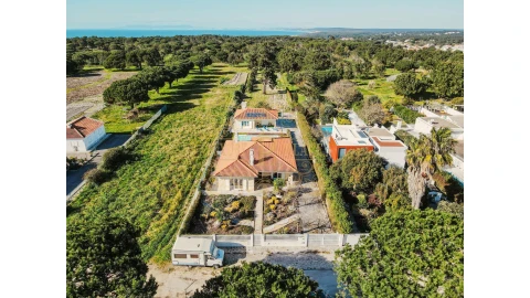 Moradia T3 para Venda em Sesimbra (Castelo)