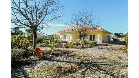 Moradia T3 para Venda em Sesimbra (Castelo)