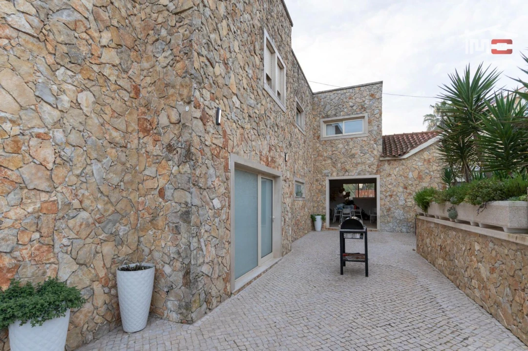 Moradia T5 para Venda em Freixianda, Ribeira do Fárrio e Formigais Foto 7