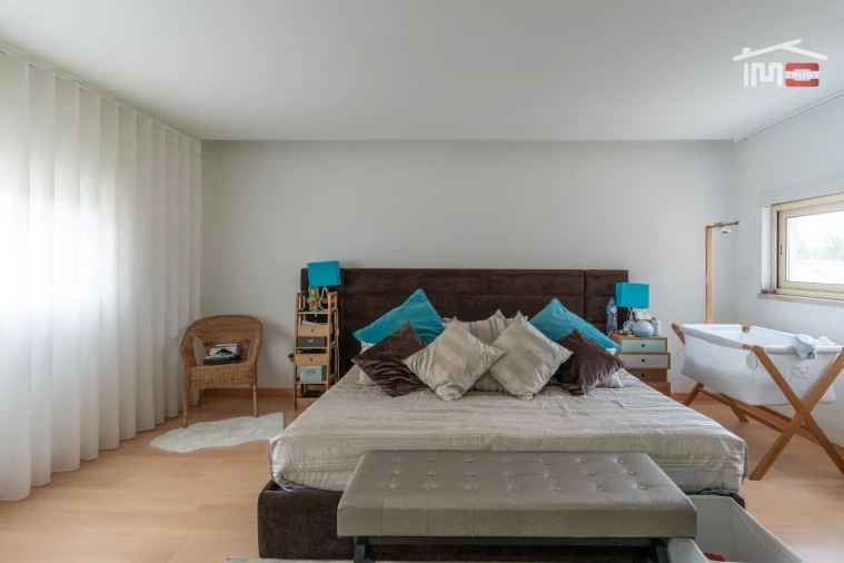 Moradia T5 para Venda em Freixianda, Ribeira do Fárrio e Formigais Foto 17