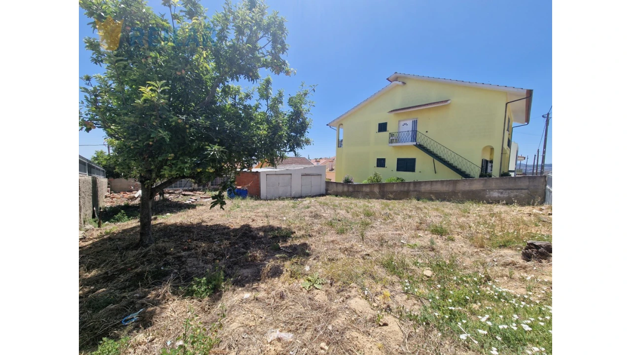 Terreno para Venda em Póvoa de Santa Iria e Forte da Casa Foto 2