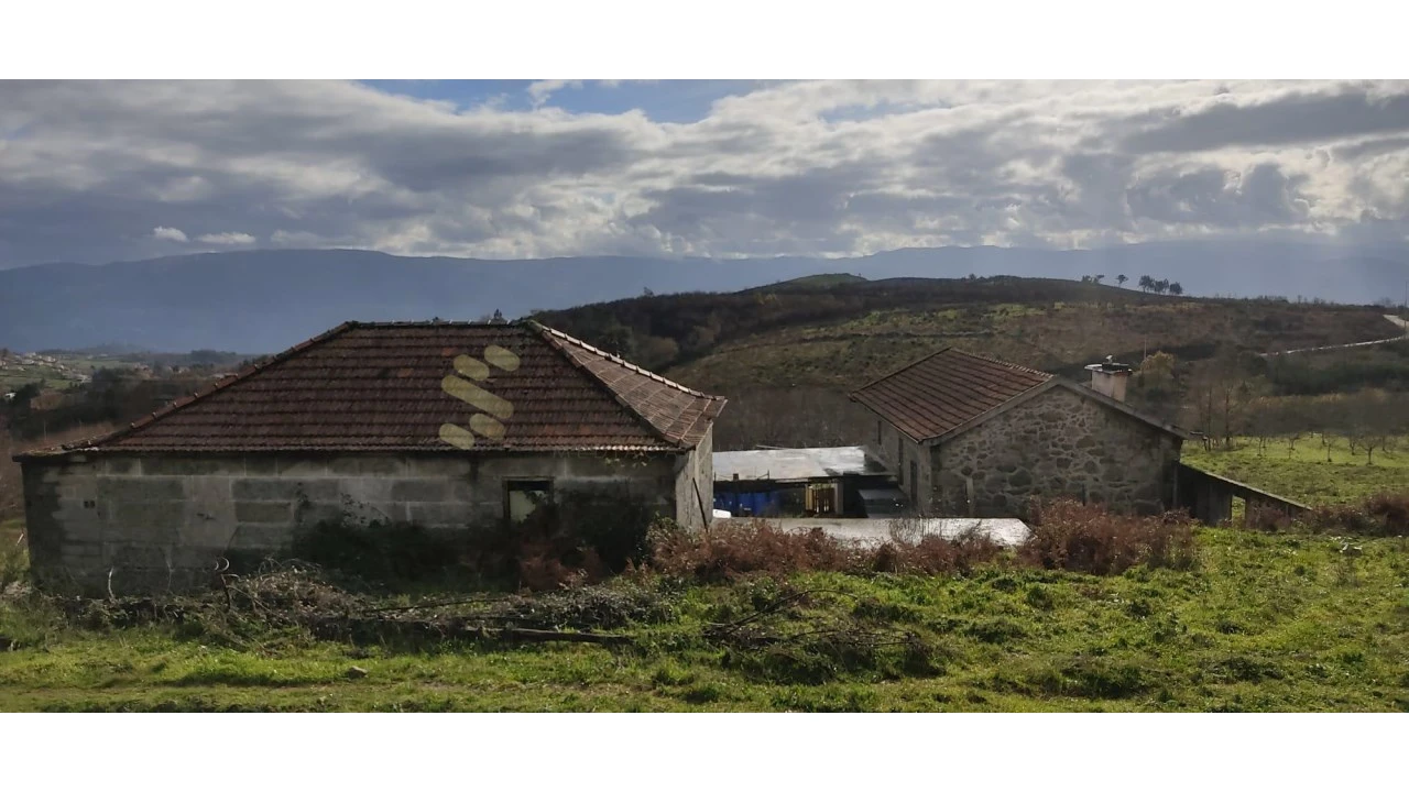 Quinta T2 para Venda em Gestaço Foto 8