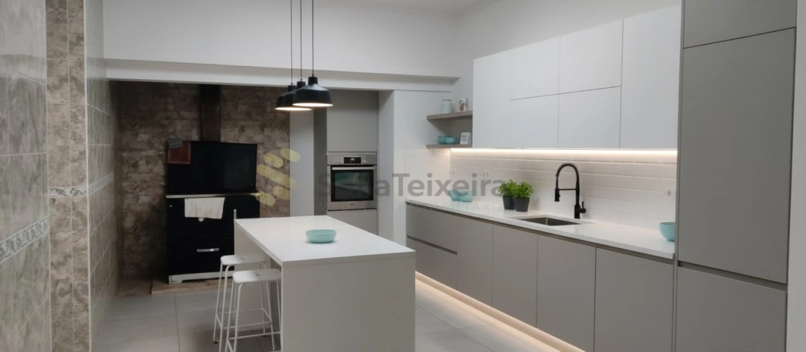 Quinta T2 para Venda em Gestaço Foto 13