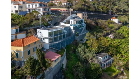 Moradia T2 para Venda em Arco da Calheta