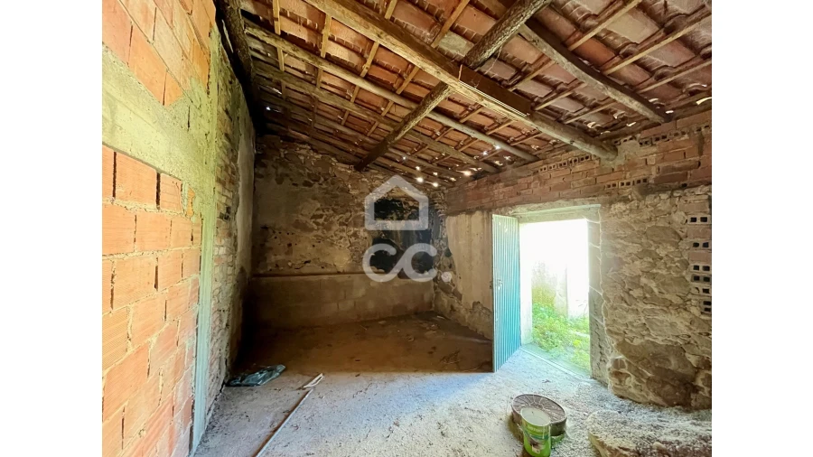 Moradia T1 para Venda em Moita dos Ferreiros Foto 6