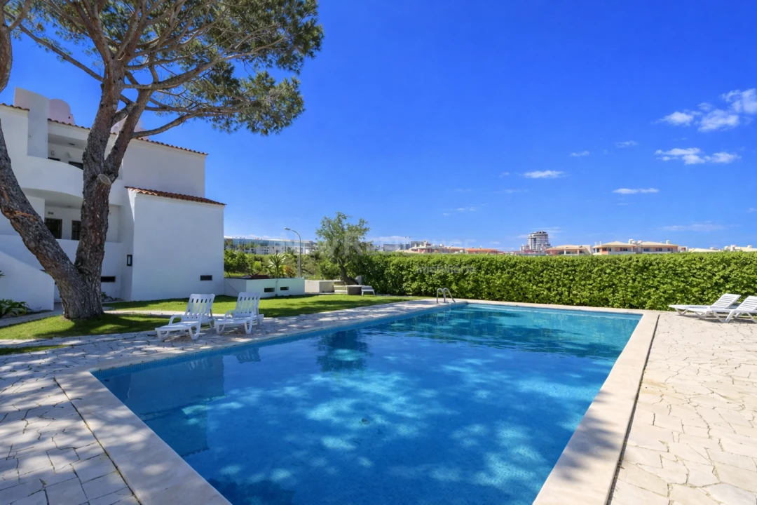 Apartamento T1 para Venda em Albufeira e Olhos de Água Foto 2