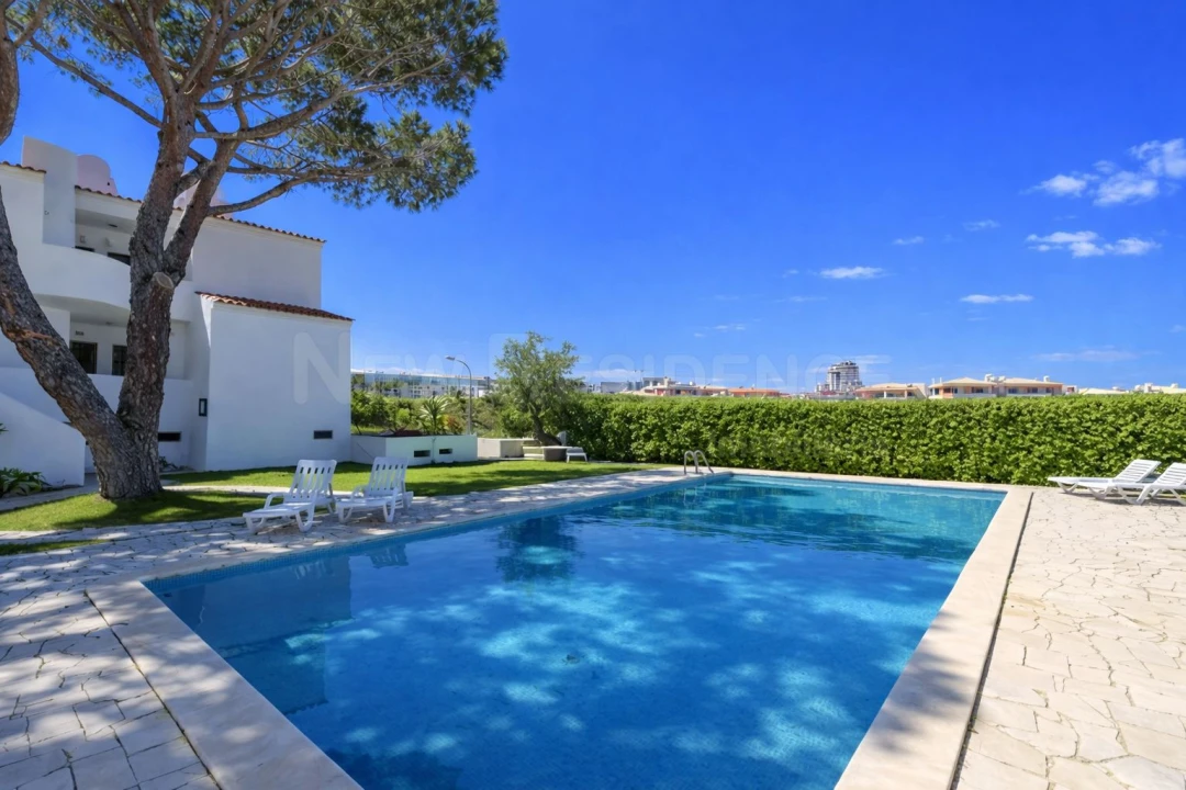 Apartamento T1 para Venda em Albufeira e Olhos de Água Foto 1