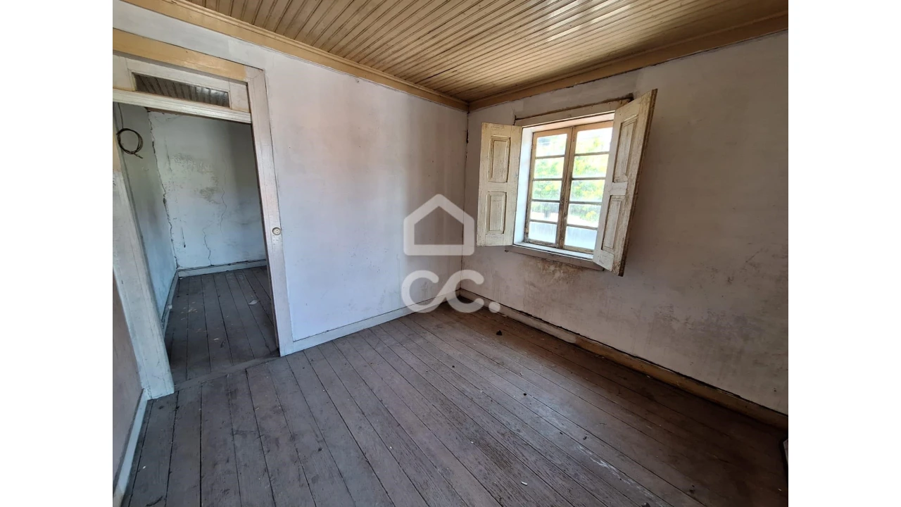 Moradia T2 para Venda em Freamunde Foto 22