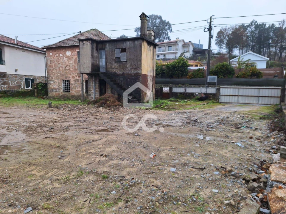 Moradia T2 para Venda em Freamunde Foto 16