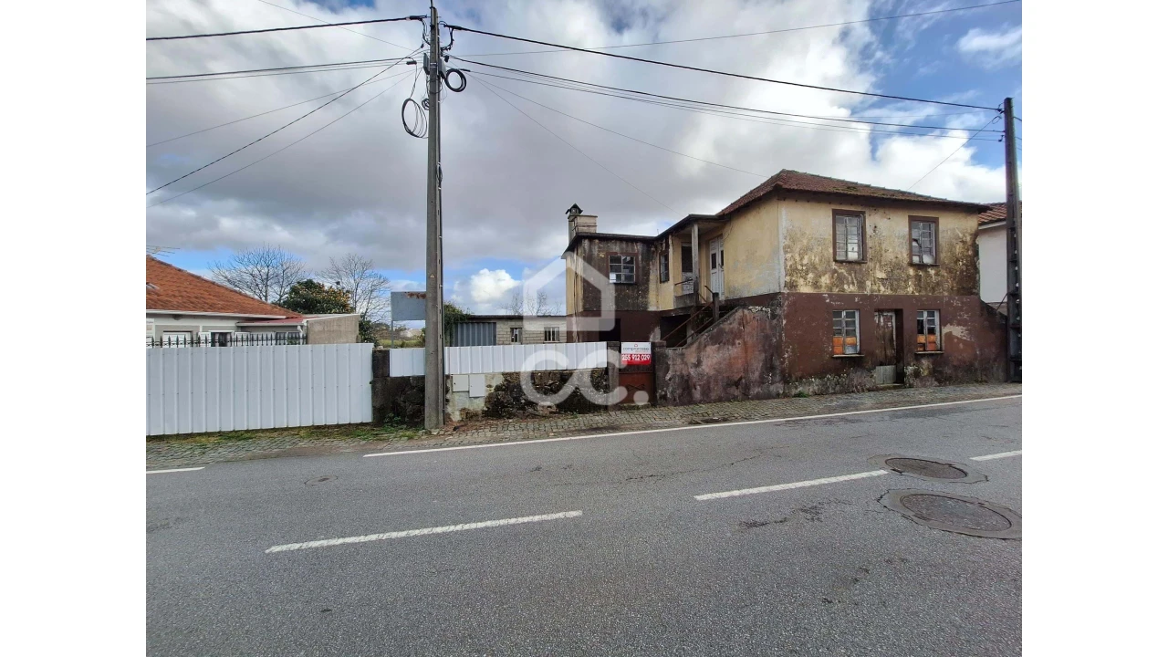 Moradia T2 para Venda em Freamunde Foto 2