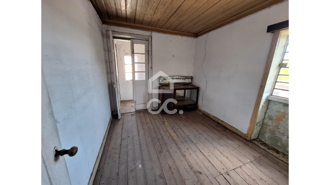 Moradia T2 para Venda em Freamunde Foto 19