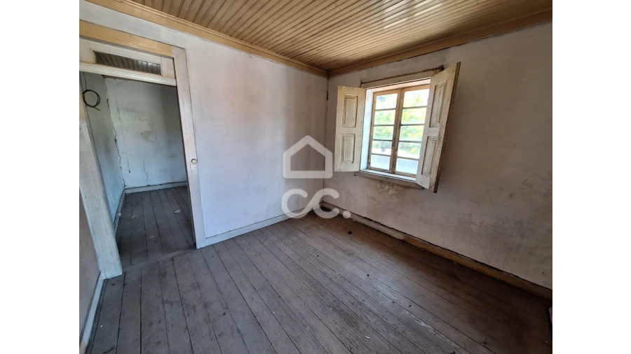 Moradia T2 para Venda em Freamunde Foto 22