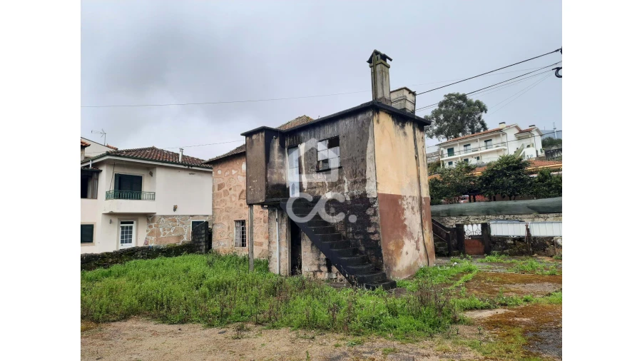 Moradia T2 para Venda em Freamunde Foto 15