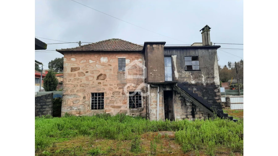 Moradia T2 para Venda em Freamunde Foto 16