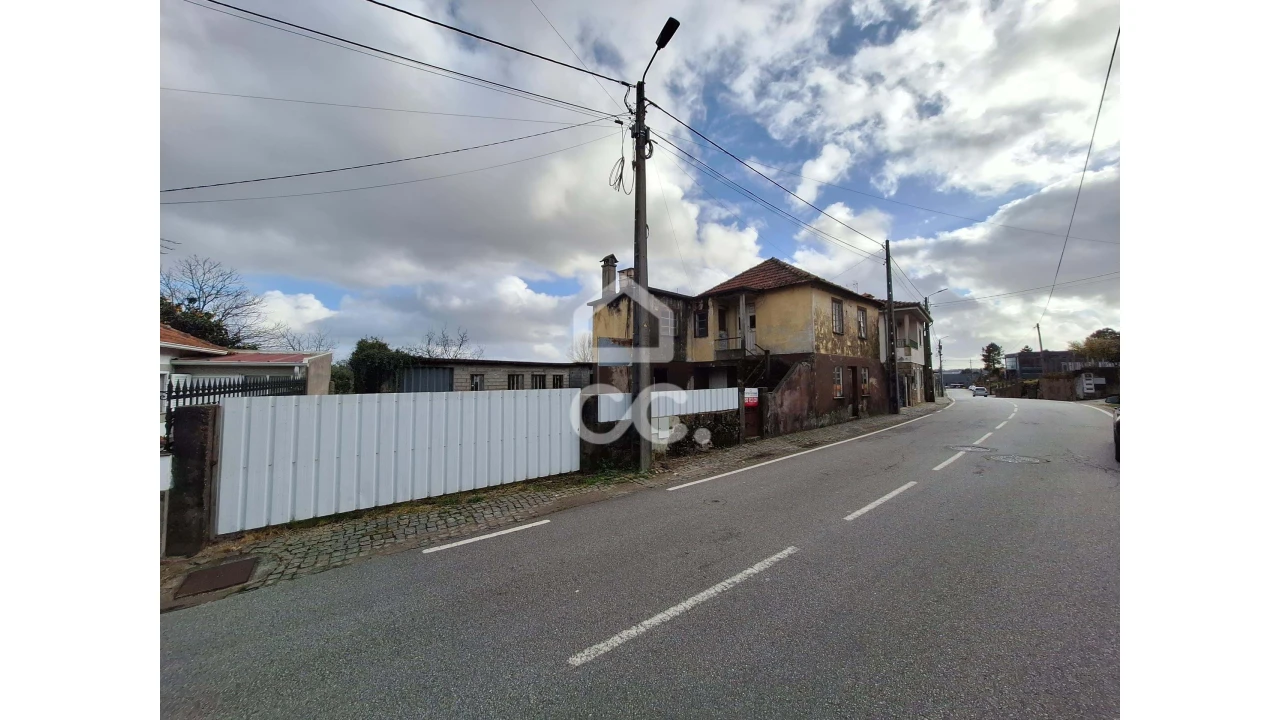 Moradia T2 para Venda em Freamunde Foto 3