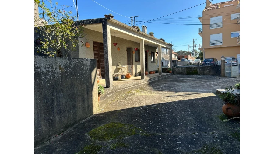 Moradia T4 para Venda em Bustos, Troviscal e Mamarrosa Foto 29