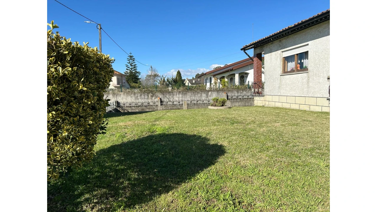 Moradia T4 para Venda em Bustos, Troviscal e Mamarrosa Foto 16