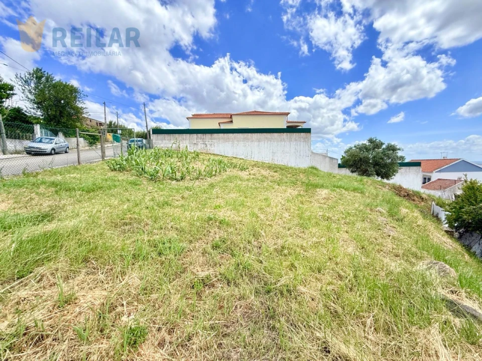 Terreno para Venda em Alhandra, São João dos Montes e Calhandriz Foto 1