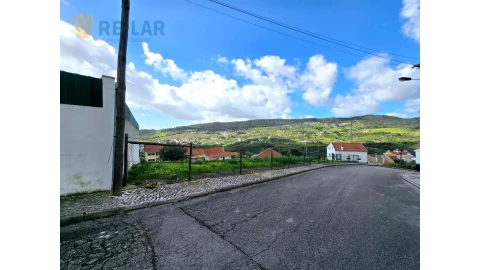 Terreno para Venda em Alhandra, São João dos Montes e Calhandriz