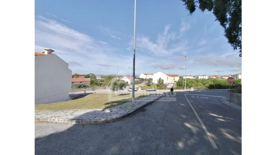 Terreno P/ Prédio para Venda em Pedrogão Grande Foto 4