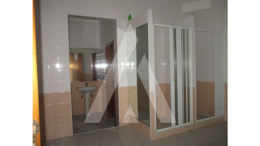 Loja para Venda em Arcos e Mogofores Foto 9