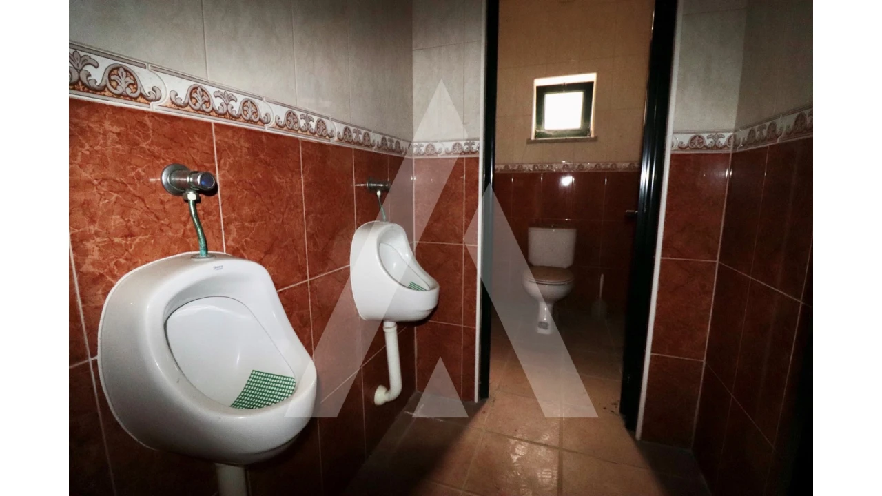 Negócio para Venda em Avelãs de Caminho Foto 15