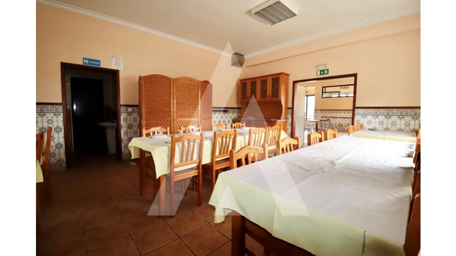 Negócio para Venda em Avelãs de Caminho Foto 12