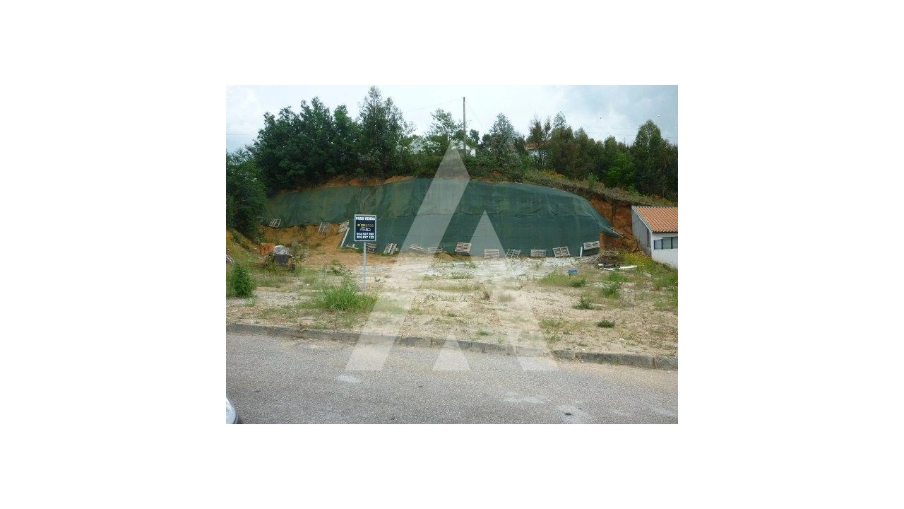 Terreno para Venda em Avelãs de Caminho Foto 2