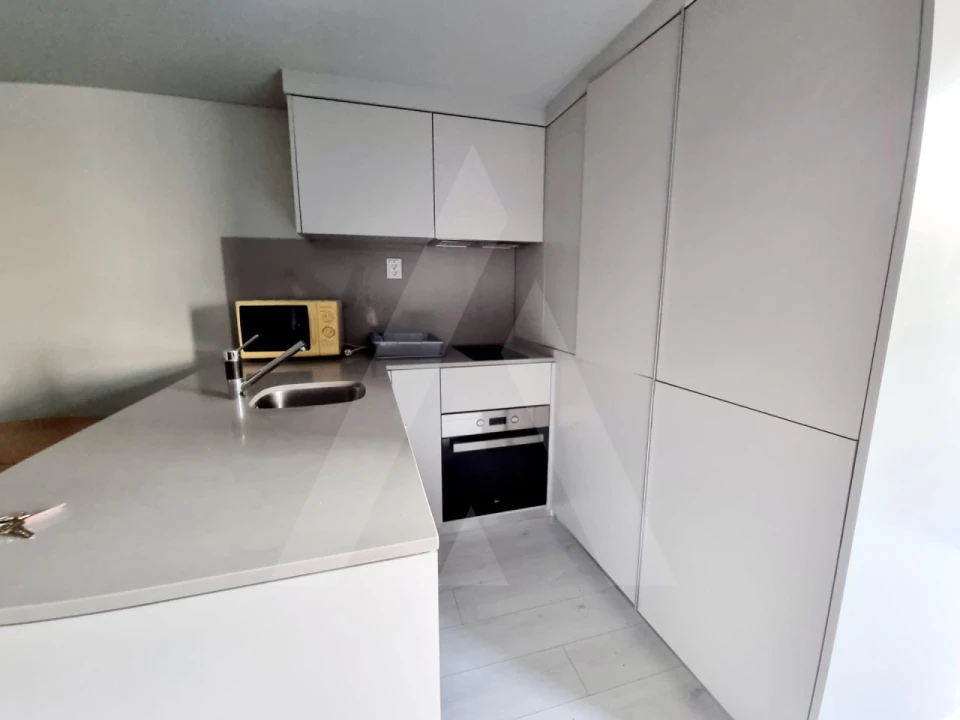 Apartamento T1 para Arrendamento em Glória e Vera Cruz Foto 3