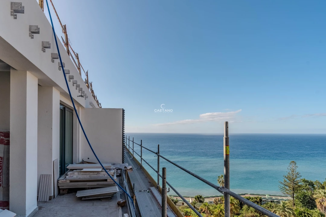Apartamento T2 para Venda em São Martinho Foto 2