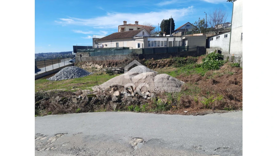 Terreno para Venda em Eiriz Foto 7