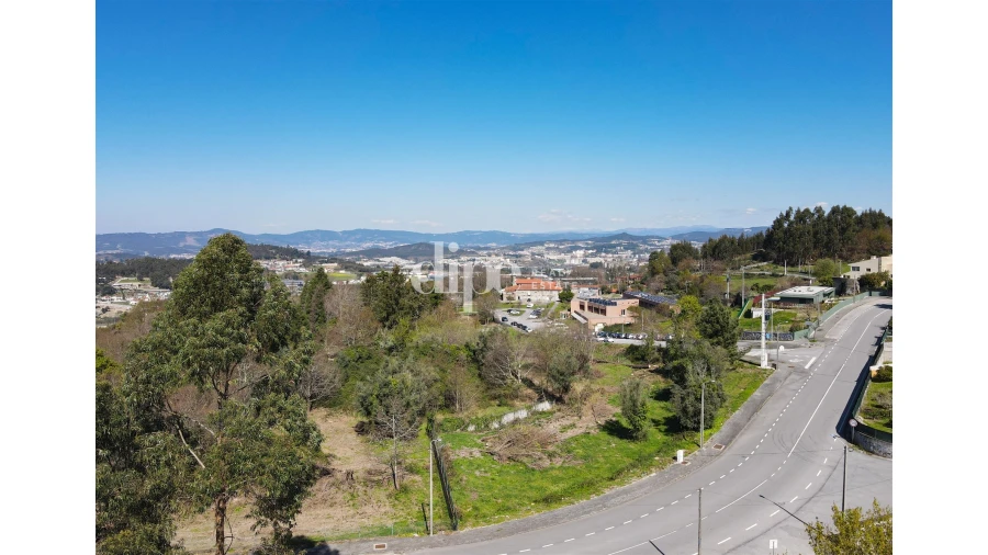 Terreno para Venda em Polvoreira Foto 12