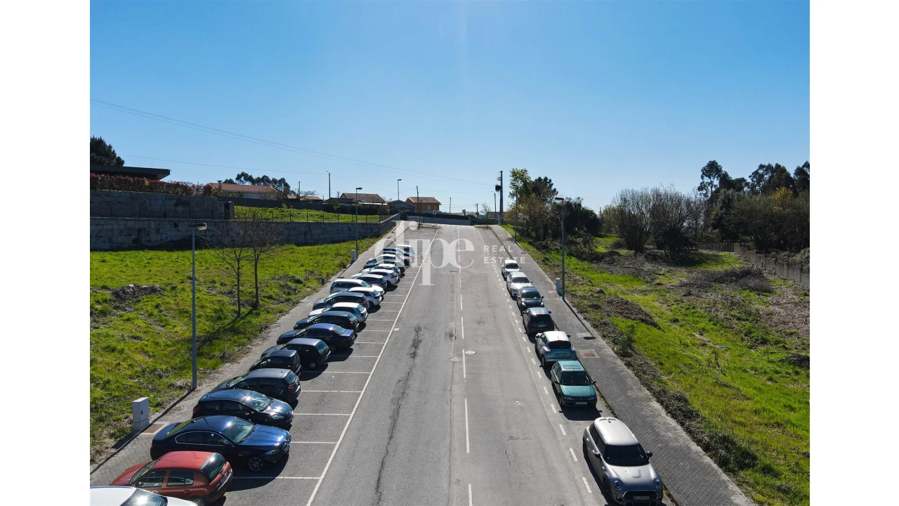 Terreno para Venda em Polvoreira Foto 8