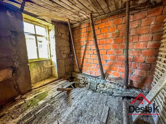 Moradia T2 para Venda em Rio de Moinhos Foto 6