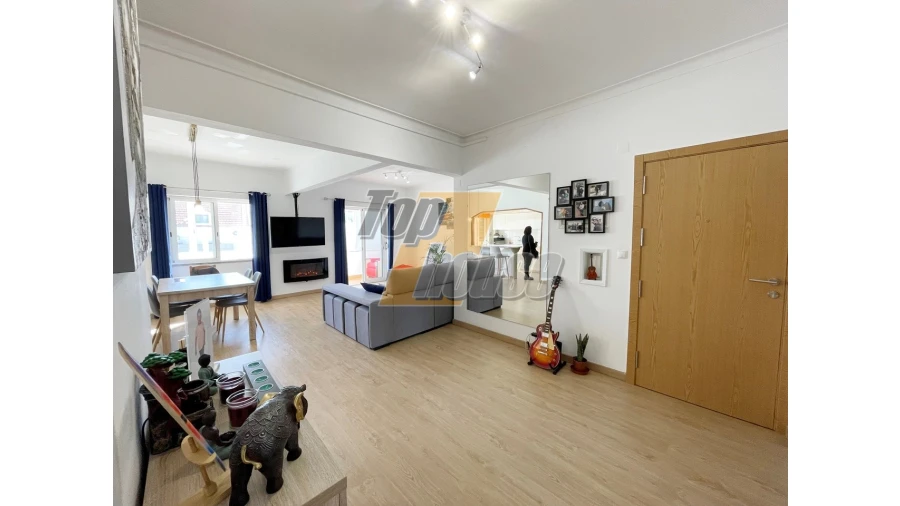 Apartamento T3 para Venda em Laranjeiro e Feijó Foto 5