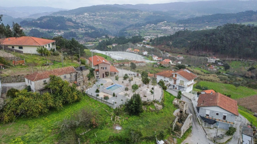 Moradia T3 para Venda em Fornos Foto 36