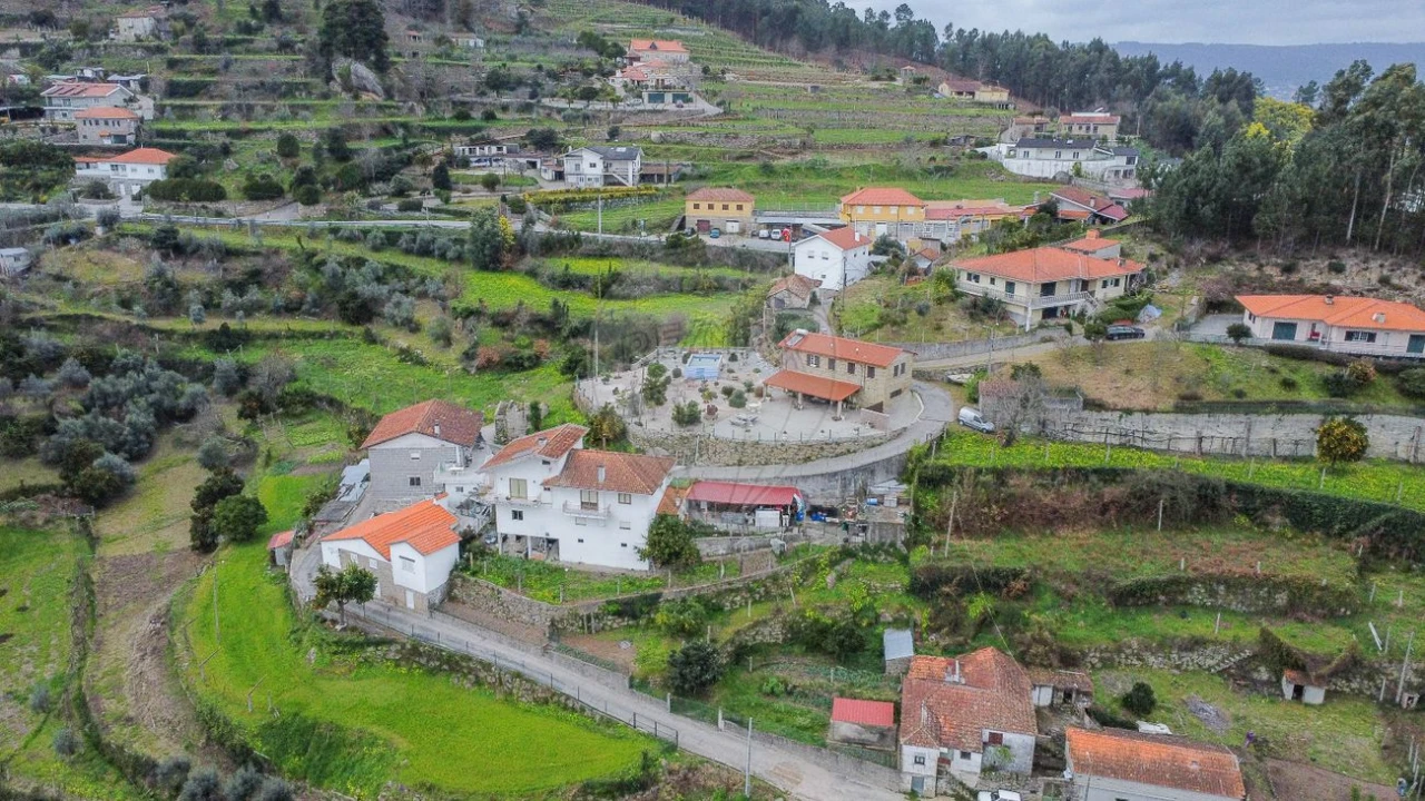 Moradia T3 para Venda em Fornos Foto 34