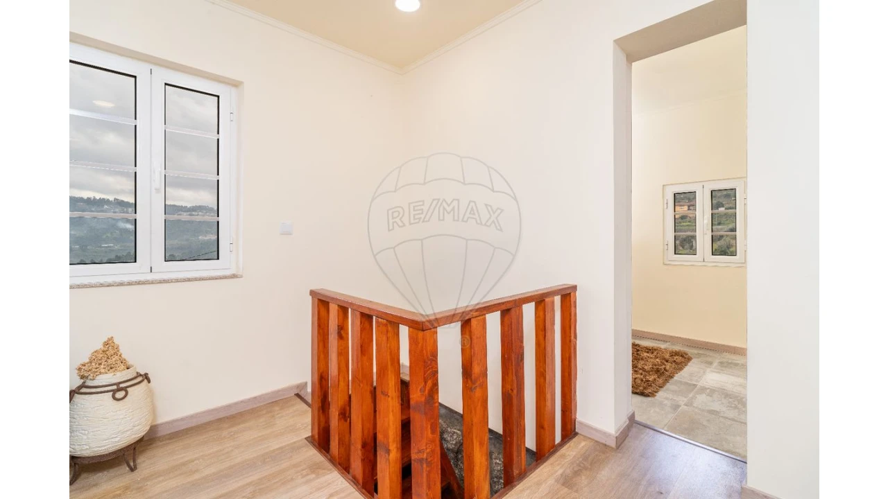 Moradia T3 para Venda em Fornos Foto 22