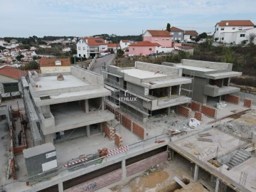 Moradia T3 para Venda em Ericeira