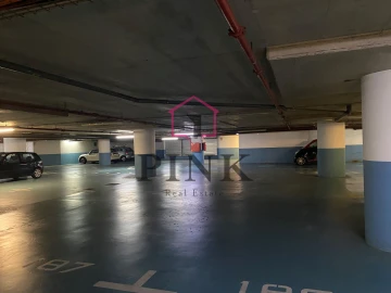 Garagem para Arrendamento em Funchal (Se)