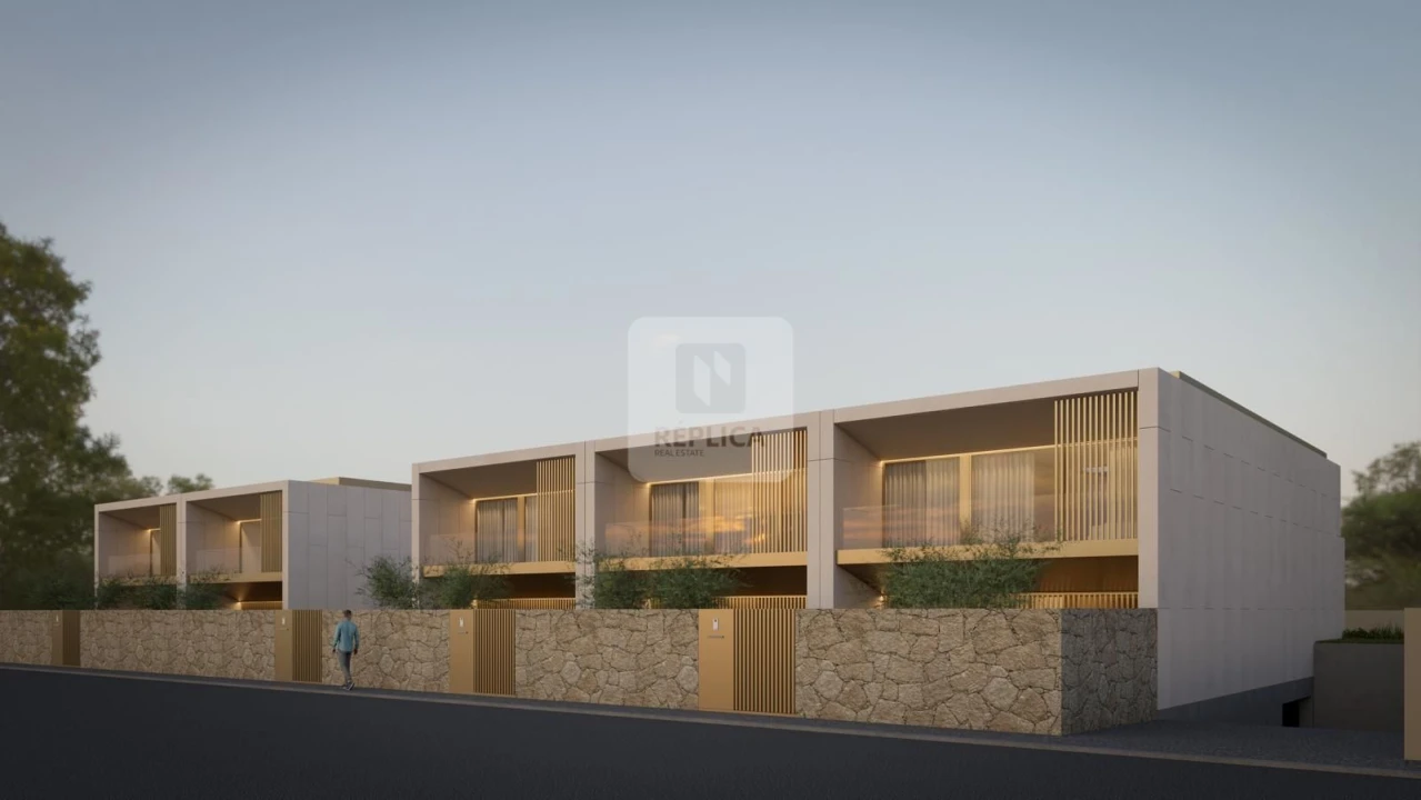 Moradia T3 para Venda em São Felix da Marinha Foto 5