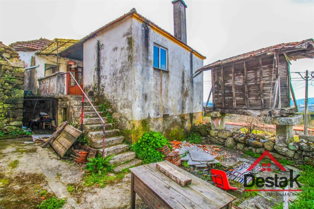 Moradia T2 para Venda em Cambra e Carvalhal de Vermilhas Foto 10