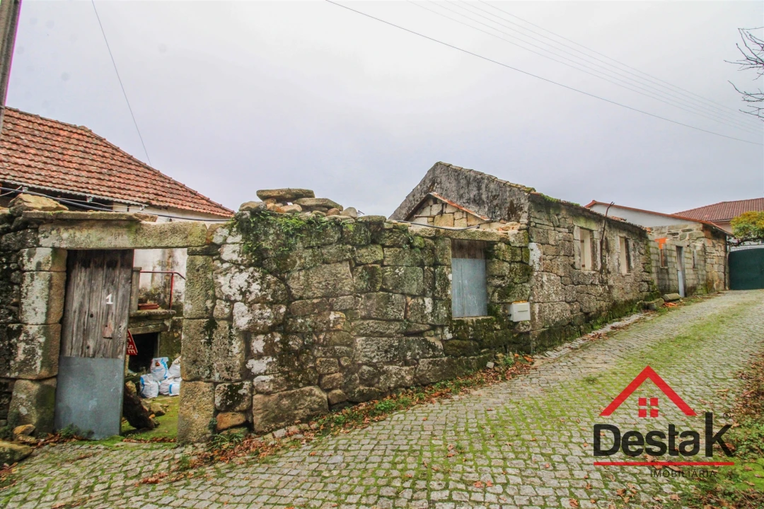 Moradia T2 para Venda em Cambra e Carvalhal de Vermilhas Foto 2