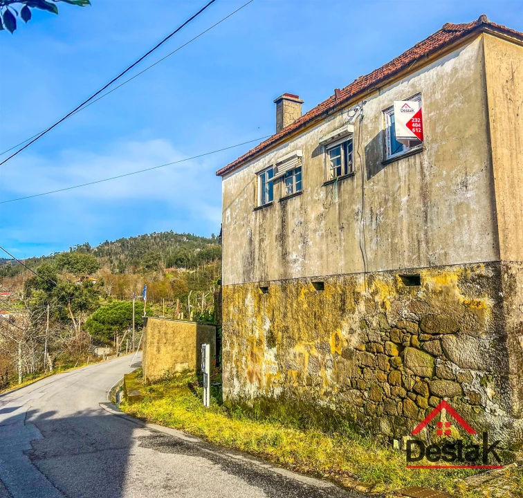 Moradia T2 para Venda em Cambra e Carvalhal de Vermilhas Foto 12