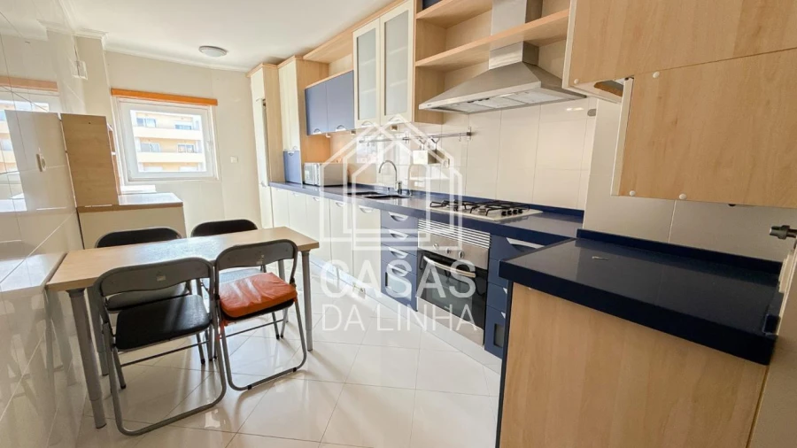 Apartamento T3 para Arrendamento em Carcavelos e Parede Foto 3