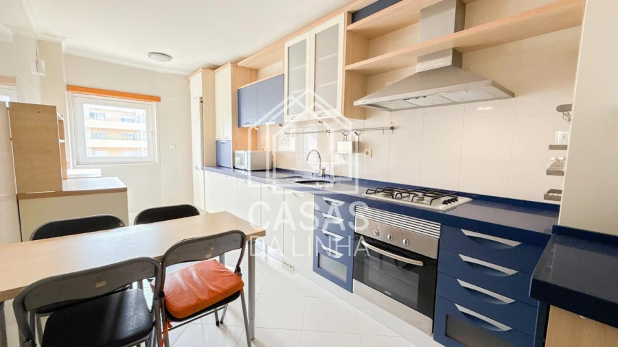 Apartamento T3 para Arrendamento em Carcavelos e Parede Foto 8