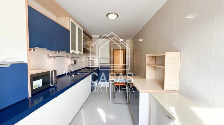 Apartamento T3 para Arrendamento em Carcavelos e Parede Foto 11