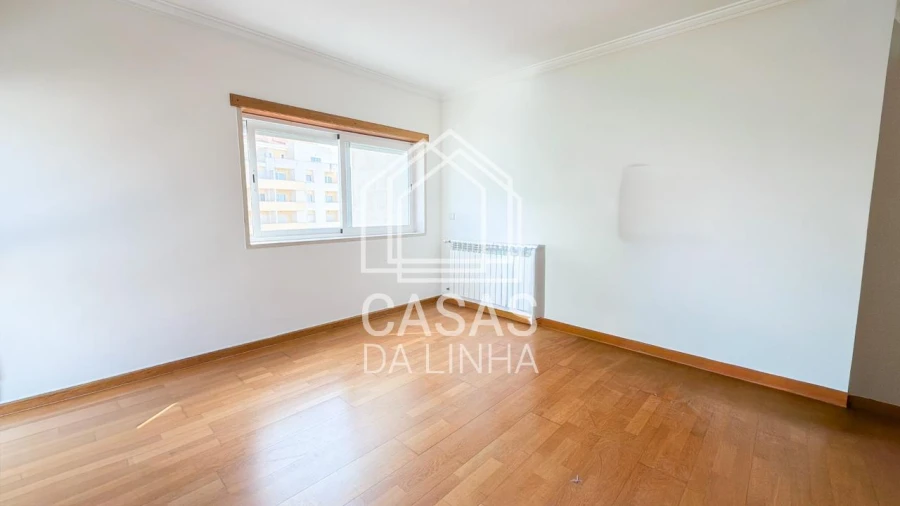 Apartamento T3 para Arrendamento em Carcavelos e Parede Foto 29