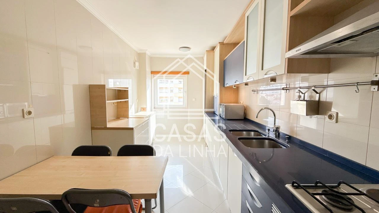Apartamento T3 para Arrendamento em Carcavelos e Parede Foto 7