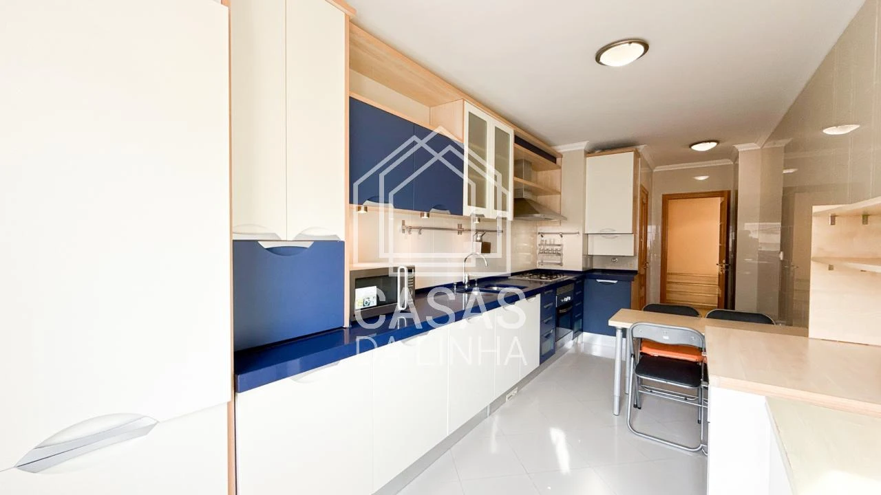 Apartamento T3 para Arrendamento em Carcavelos e Parede Foto 10